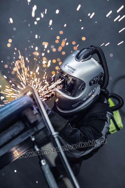 Samozatmívací kukla Optrel Crystal 2.0 černá + e3000X 18h