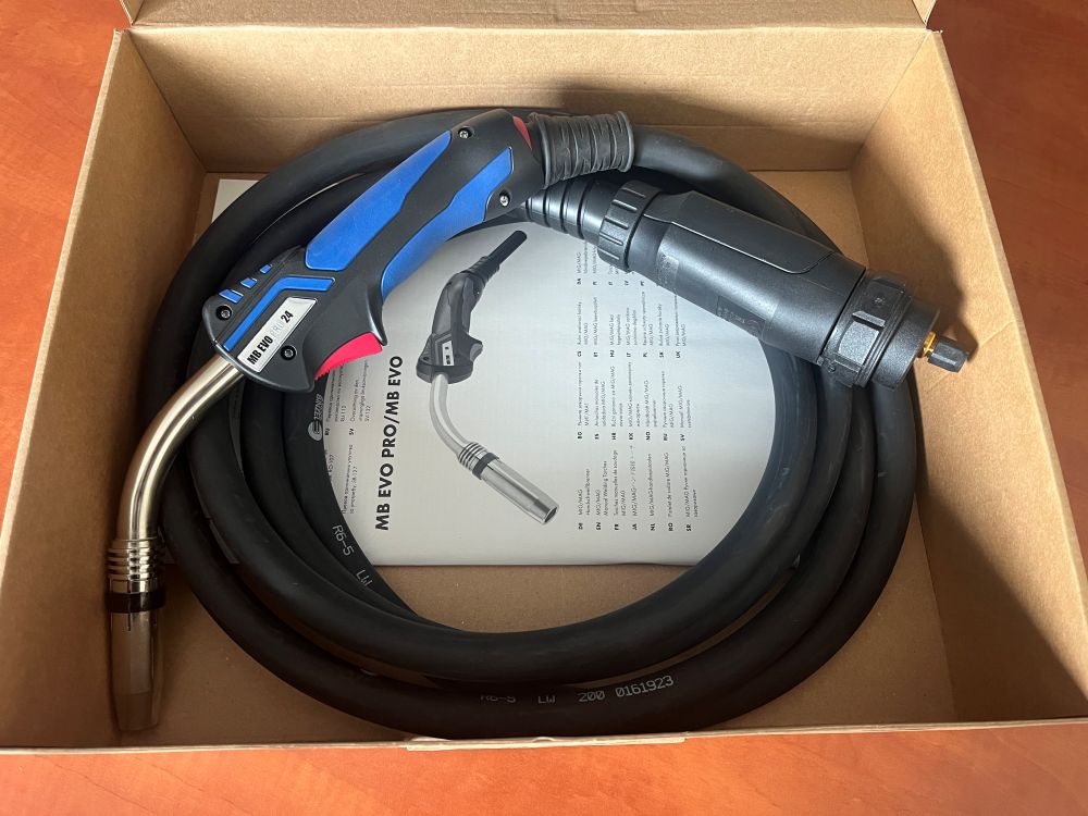 Svařovací hořák Binzel MB EVO PRO 24/4m 012.0372