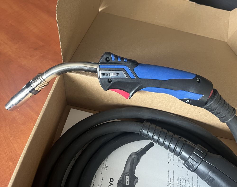 Svařovací hořák Binzel MB EVO PRO 24/4m 012.0372