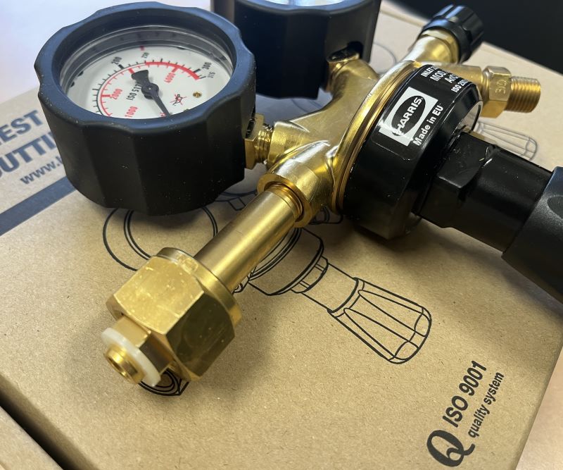 Redukční ventil Harris Ar/CO2 230 bar 30l/min