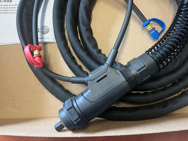 Svařovací hořák Binzel MB 401D GRIP/4m 033.0272